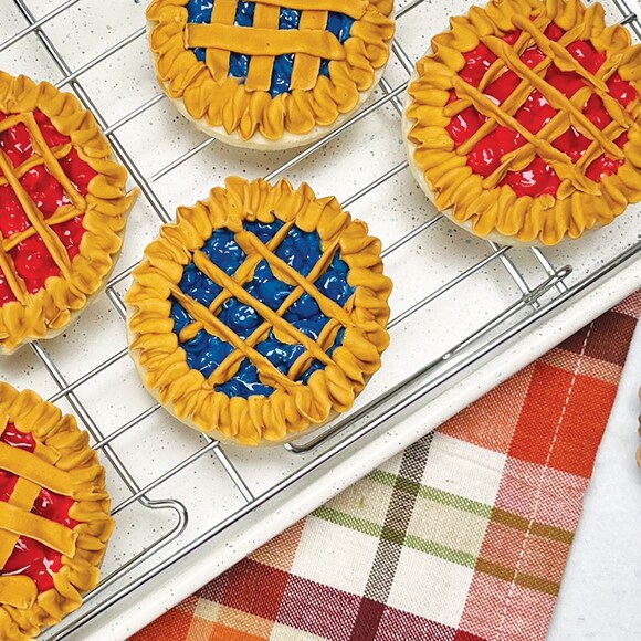 Keep Your Eyes on the Pies - Satin Ice Cookies for Fall
